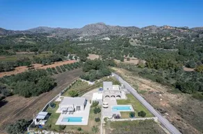 Ampelonas Residence - Image 4