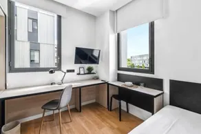 Estudios y Habitaciones Modernas en PAMPLONA, SK - Image 2