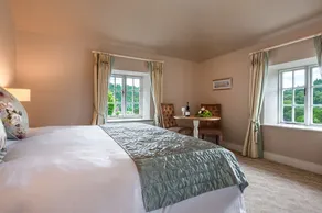 The Lodge at Woodenbridge - Image 2