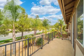 Spacious Golf Course Retreat - w/ Modern Kitchen - Image 3