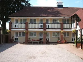 Alton Lodge - Image 1