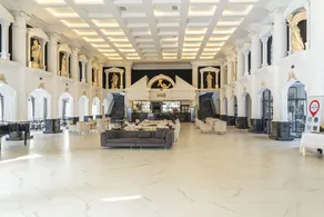 Club Tarhan - Image 2