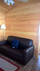Lake Minden Camping Resort Cottage 3 - Image 3