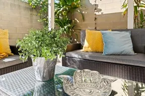 Seabreeze-Modern Home w Outdoor Living&Near Beach - Image 4