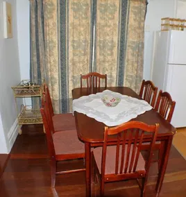 West End Retreat - Image 4