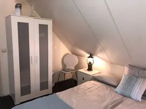 Holiday Home Near Beach - Image 2