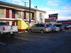Hollywood Motel - Image 5