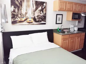 The Pittsfield Hotel Apartments + Suites - Image 4