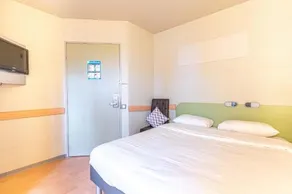 Ibis budget Rouen Cléon - Image 4