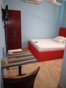 Capital Hill Hotel - Image 2
