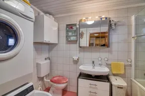 Bonidesa House With Whirlpool Happy Rentals - Image 4