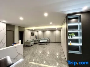 You Holiday Ri Apartment - Image 2