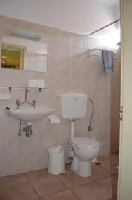 Fontana Rooms - Image 5