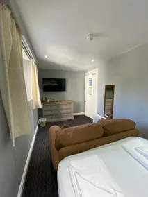 Jubilee Inn - Image 4
