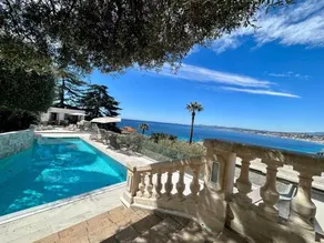 Luxury Villa at Mont Boron, swimming pool overviewing the bay - Image 5