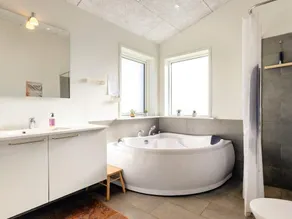 8 Person Holiday Home in Lokken-by Traum - Image 5