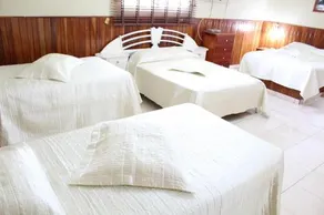 Hotel La Villa - Image 2
