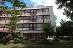 Rev Szallo Balaton - Image 5