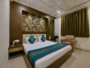 Hotel King Palace by OYO Rooms - Image 4