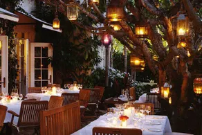 Casa Tua Hotel And Restaurant - Image 5