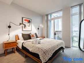 2BR | Rooftop, Gym, Lounge | Bellevue | Sophari C - Image 1