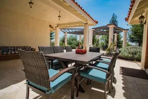 Uvae Vineyard by Avantstay Jetted Tubs + BBQ Patios Paso Wine Country - Image 3