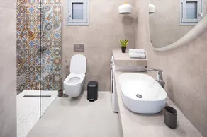 Andos Cozy & Luxury Upgraded Apartments - Image 3