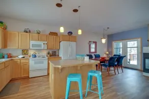 Luxurious Home in Eagle Crest Resort w/ Shared hot Tub, Pool & spa - Image 4