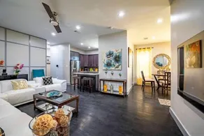 Deluxe House in the Heart of Houston - Image 2