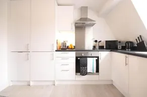Art of Rest Serviced Apartments Bridge Street - Image 4