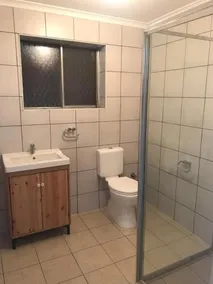 Adelaide Holiday Apartment - Image 2