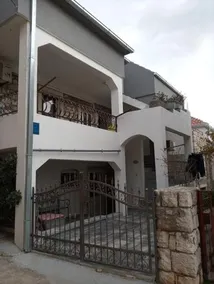 Apartment Begovic Sucuraj - Image 2