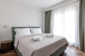 Deluxe Apartment - Image 4