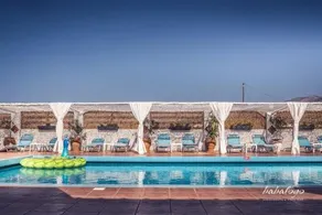 Babalogo Apartments And Pool Bar - Image 4