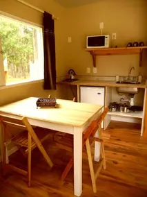 Pinocha Point Bungalows - Image 3