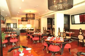 Ebony Boutique Hotel - Image 4