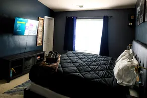 Amazin Lrg 3 Bed house w/ King bed - Image 2