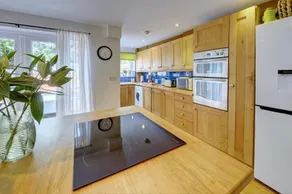 Church Bells House by Spa Town Property - 3 Bedroom Georgian Townhouse in Central Warwick - Image 3