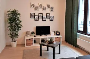 Leongargt Apartments - Image 2