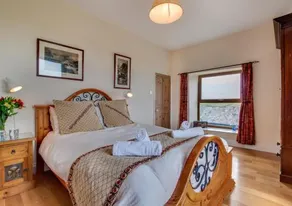 Woolacombe High View Farmhouse - Image 3