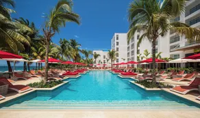 S Hotel Jamaica - Image 2