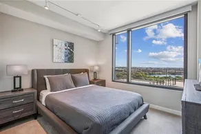 National at Rosslyn Towers - Image 4