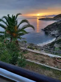 Kourtali Private Beach House - Image 4