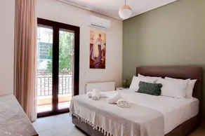 Agapi's Luxury Apartment - Image 5