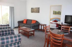 Golden Rivers Holiday Apartments - Image 5
