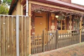 North Adelaide Heritage Cottage & Apartments - Image 4