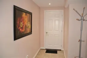Beautiful and spacious Apartment - Image 3