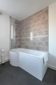 Air Host and Stay - Young House One Apartment - 2 bedroom sleeps 5 - Image 5