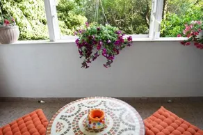 Apartment Tea 2 - Image 5