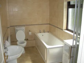 Beautiful 3-bed House in Knock - Image 4